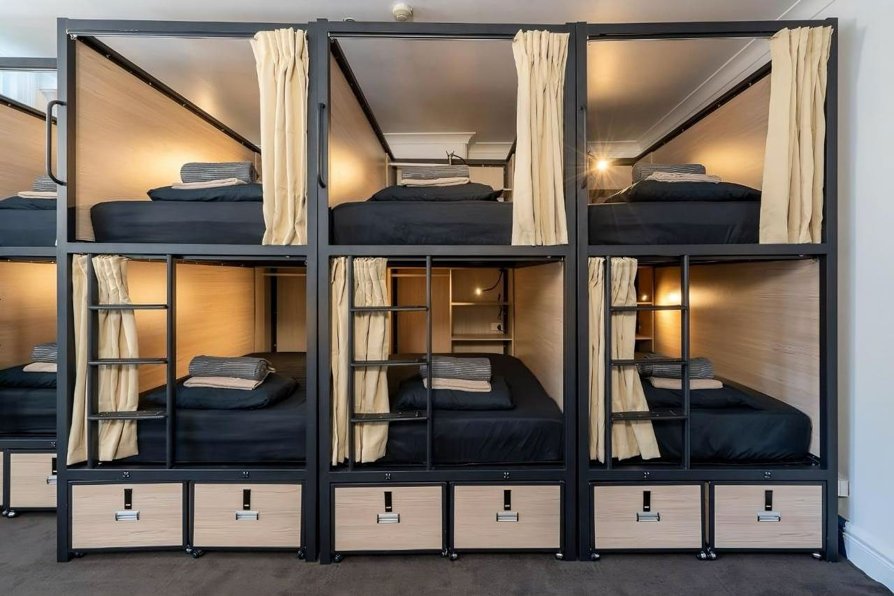 hostel in adelaide australia, happy days in australia with hostel adelaide
